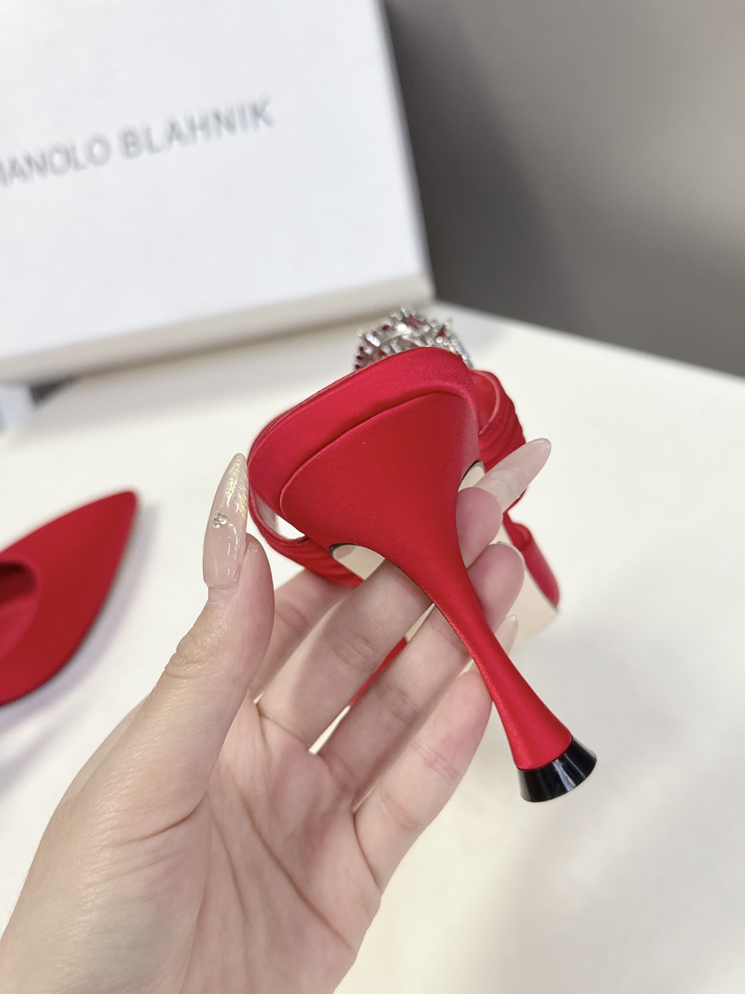 Manolo Blahnik2026春夏最新款时装鞋超多明星网红种草 奢侈婚鞋 MB一直是每个女生梦寐以