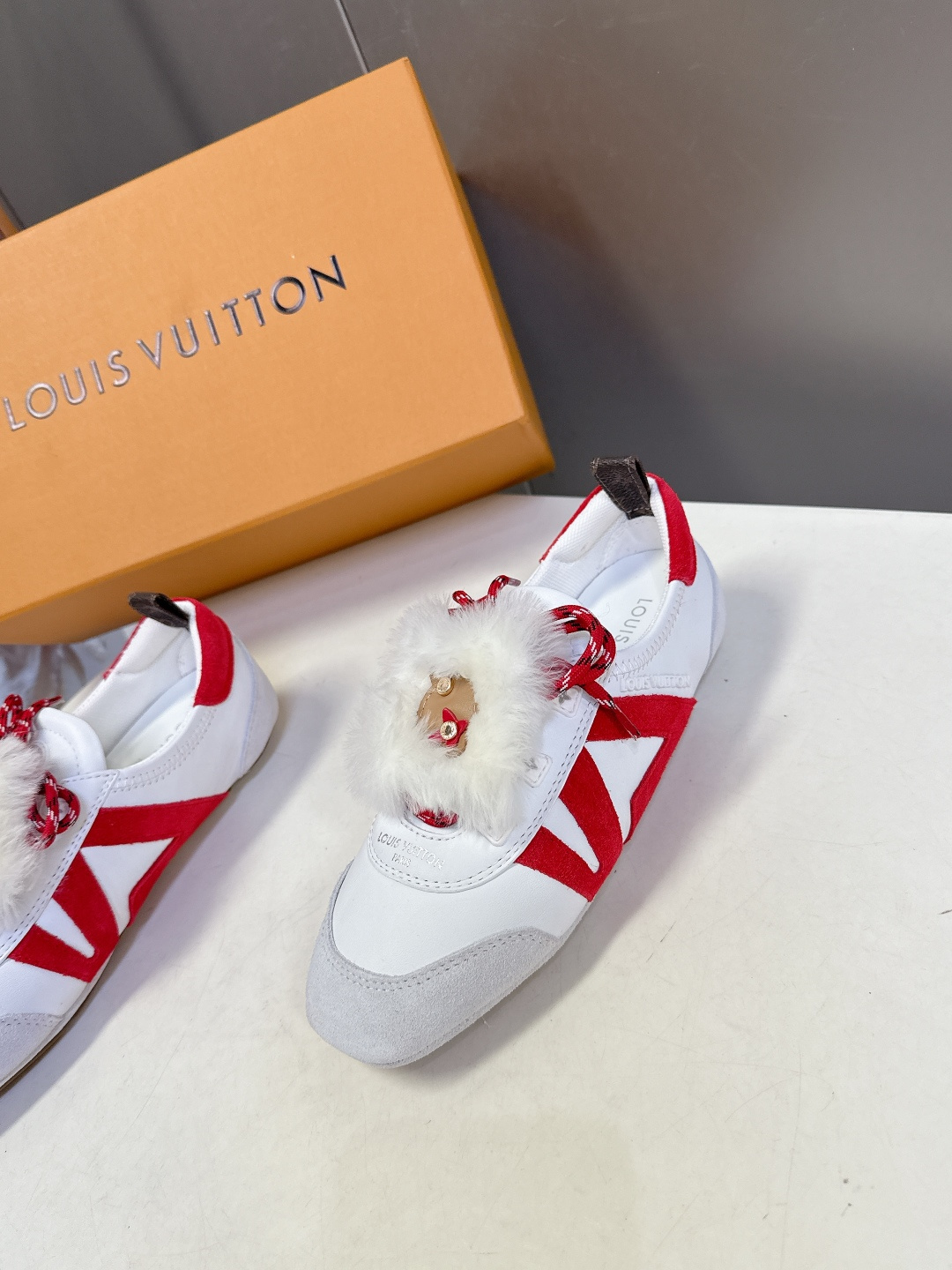 Louis Vuitton路易威登驴牌春夏Sneakerina系列 芭蕾运动鞋 德训鞋 平底鞋 原版三对