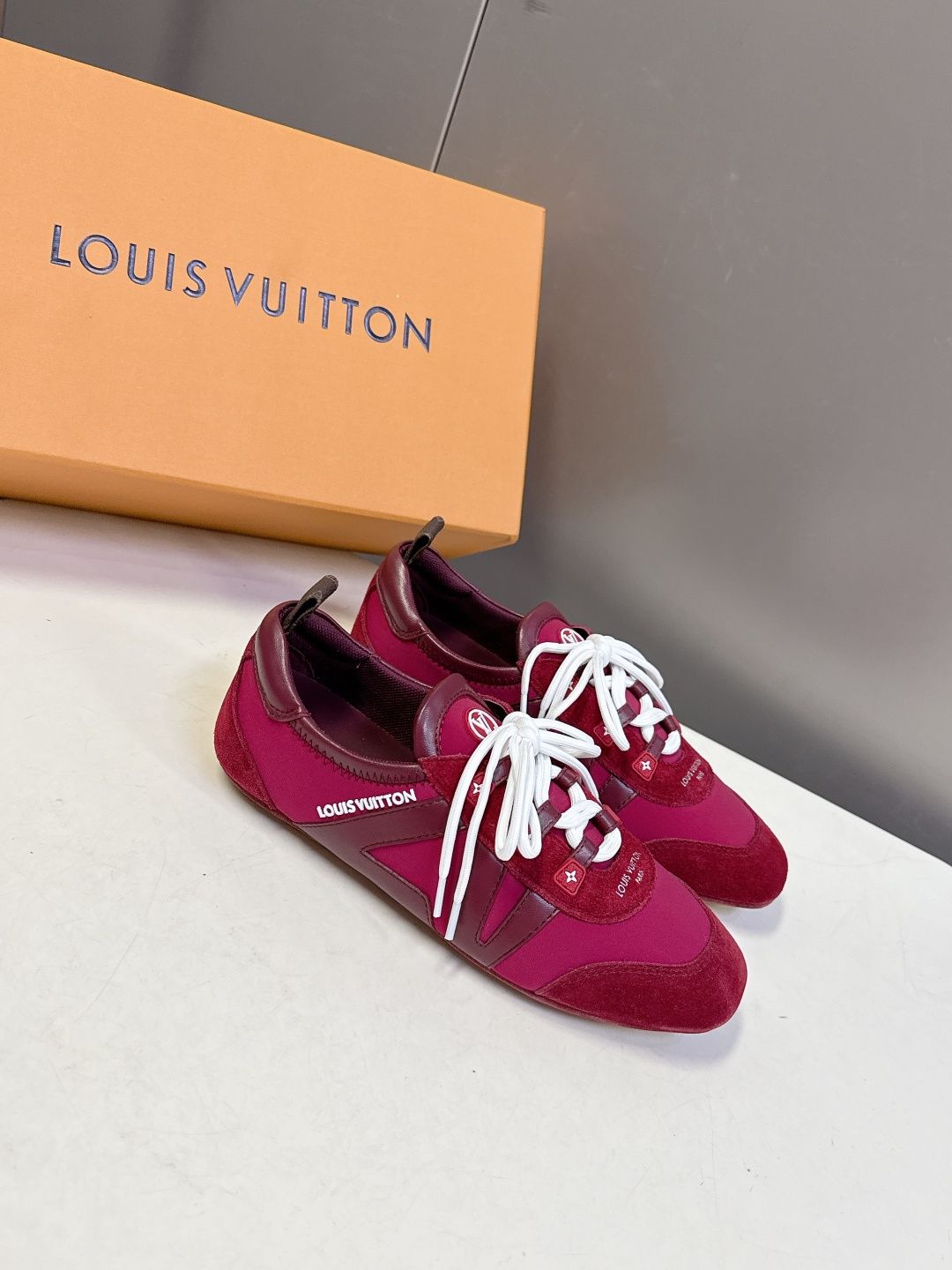 Louis Vuitton路易威登驴牌春夏Sneakerina系列 芭蕾运动鞋 德训鞋 平底鞋 原版三对