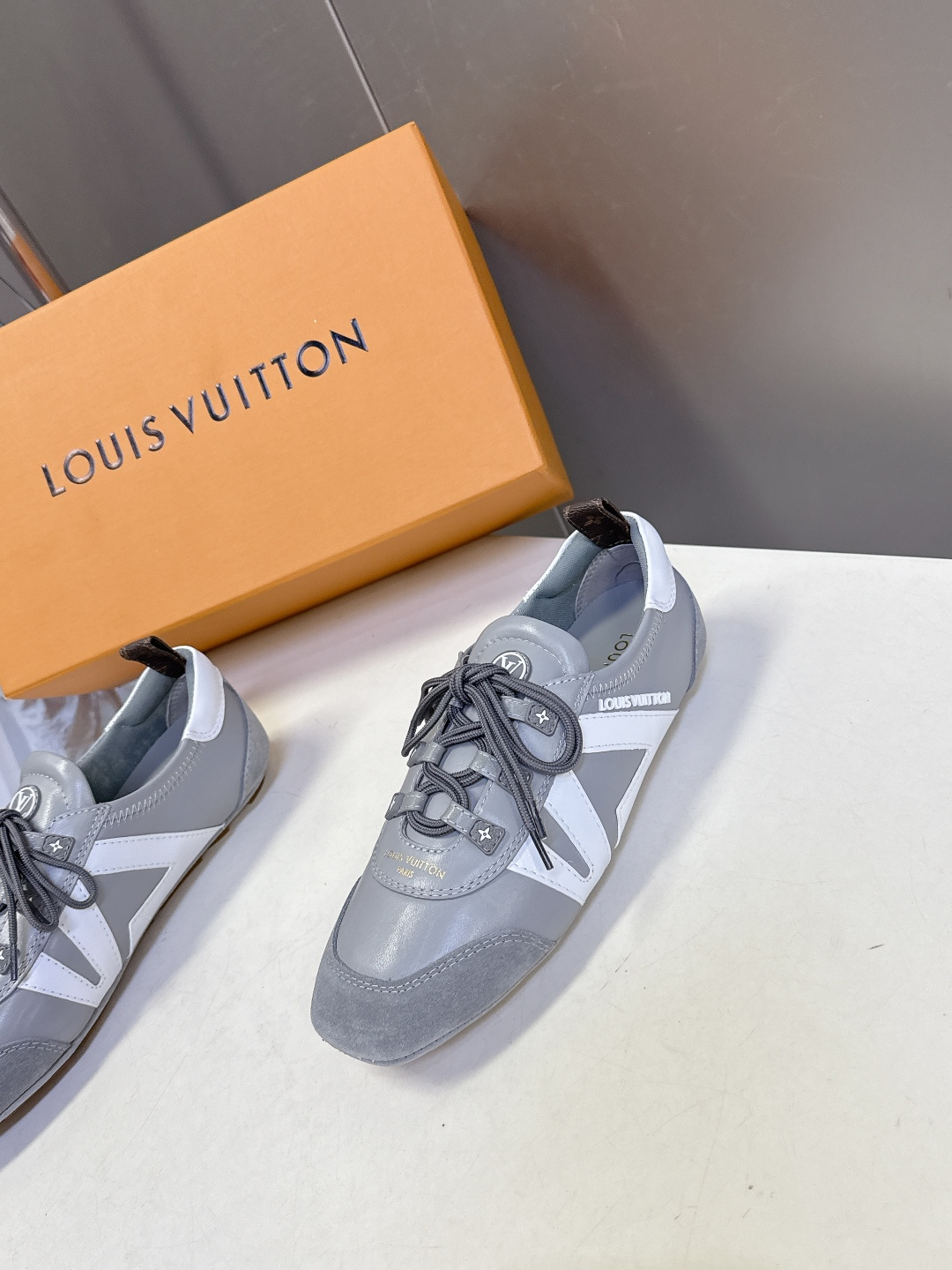 Louis Vuitton路易威登驴牌春夏Sneakerina系列 芭蕾运动鞋 德训鞋 平底鞋 原版三对