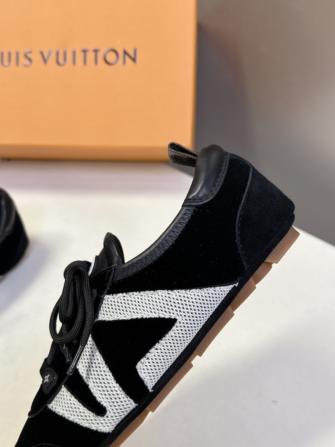 Louis Vuitton路易威登驴牌春夏Sneakerina系列 芭蕾运动鞋 德训鞋 平底鞋 原版三对