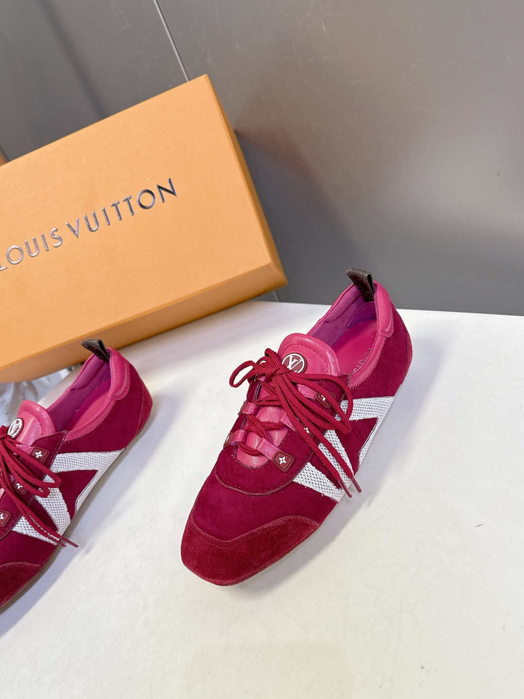 Louis Vuitton路易威登驴牌春夏Sneakerina系列 芭蕾运动鞋 德训鞋 平底鞋 原版三对