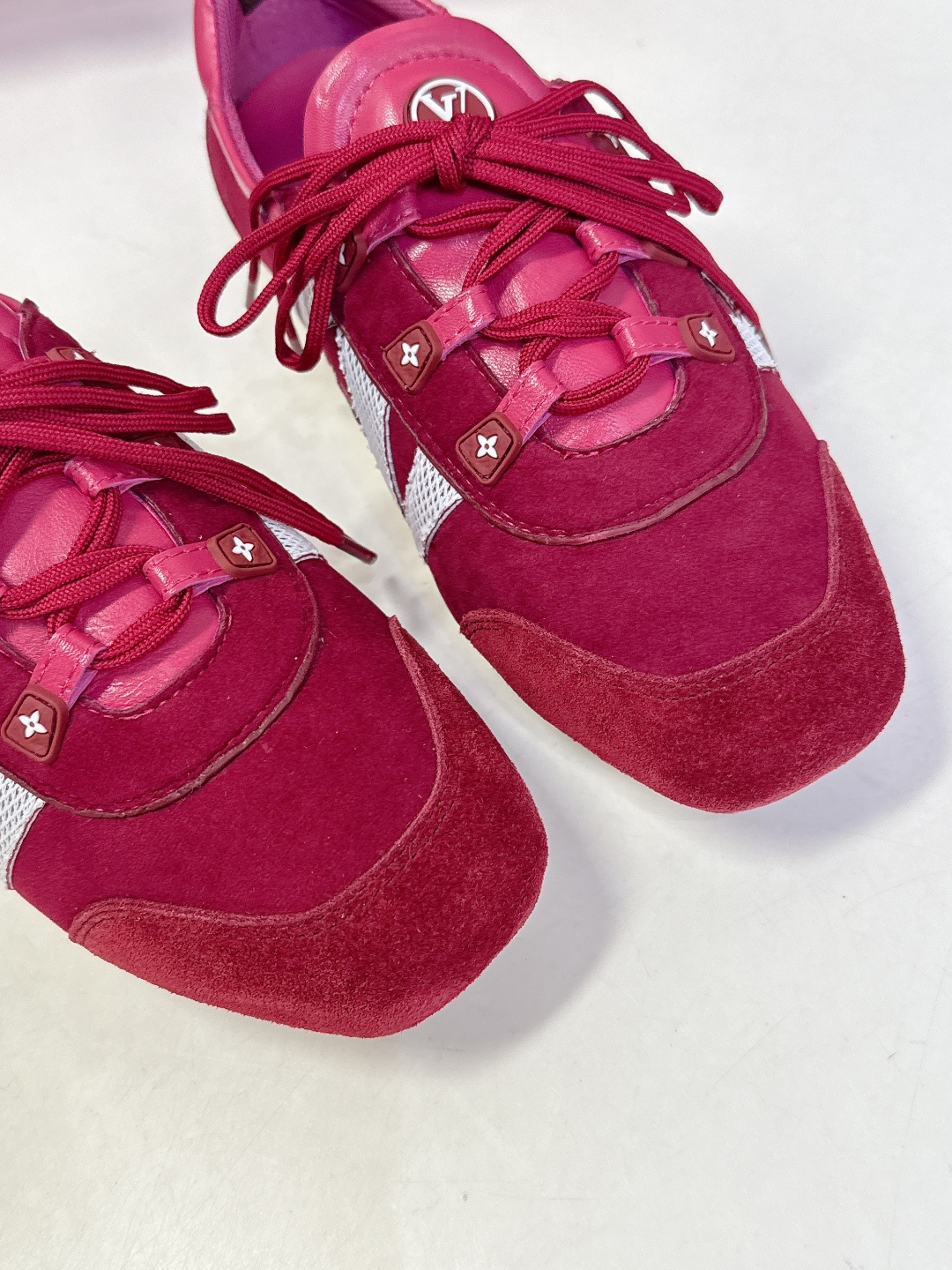 Louis Vuitton路易威登驴牌春夏Sneakerina系列 芭蕾运动鞋 德训鞋 平底鞋 原版三对