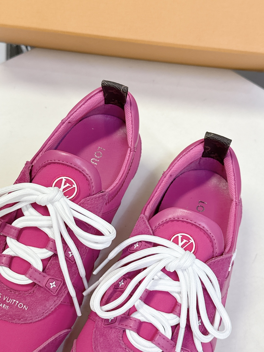 Louis Vuitton路易威登驴牌春夏Sneakerina系列 芭蕾运动鞋 德训鞋 平底鞋 原版三对