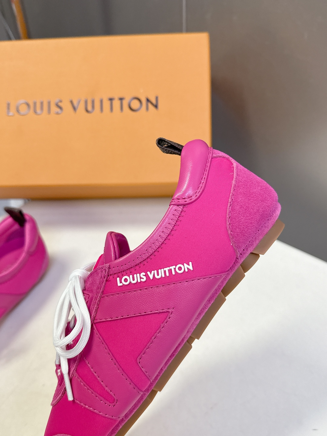 Louis Vuitton路易威登驴牌春夏Sneakerina系列 芭蕾运动鞋 德训鞋 平底鞋 原版三对