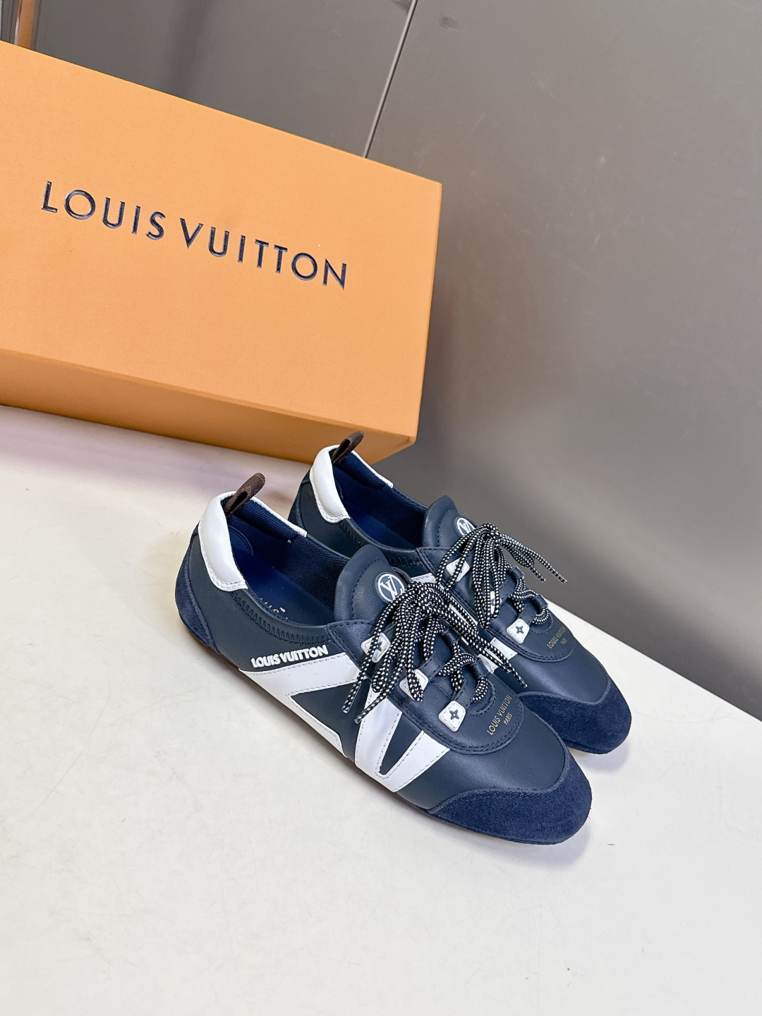 Louis Vuitton路易威登驴牌春夏Sneakerina系列 芭蕾运动鞋 德训鞋 平底鞋 原版三对