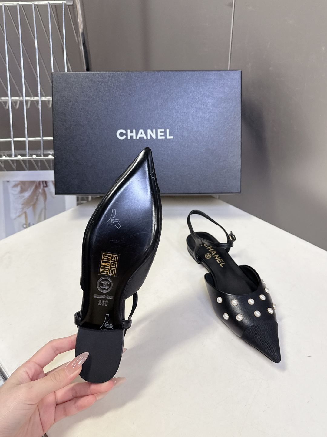 CHANEL香奈儿2026春夏最新款时装鞋 超多网红时尚博主种草 高级感舒适，配女神们的半身裙 经典的小