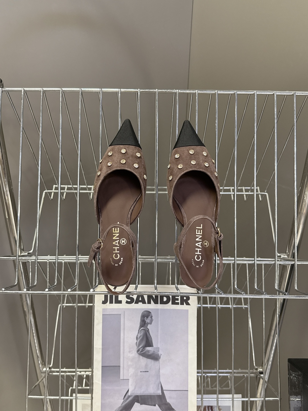 CHANEL香奈儿2026春夏最新款时装鞋 超多网红时尚博主种草 高级感舒适，配女神们的半身裙 经典的小