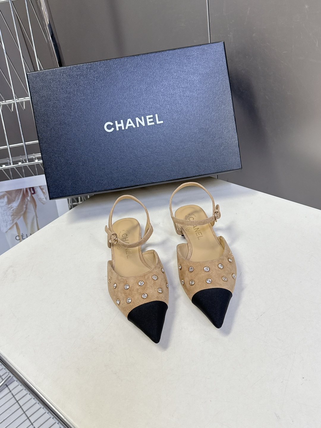 CHANEL香奈儿2026春夏最新款时装鞋 超多网红时尚博主种草 高级感舒适，配女神们的半身裙 经典的小