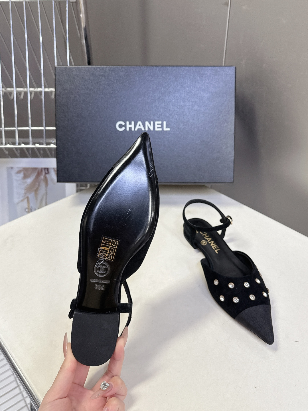 CHANEL香奈儿2026春夏最新款时装鞋 超多网红时尚博主种草 高级感舒适，配女神们的半身裙 经典的小