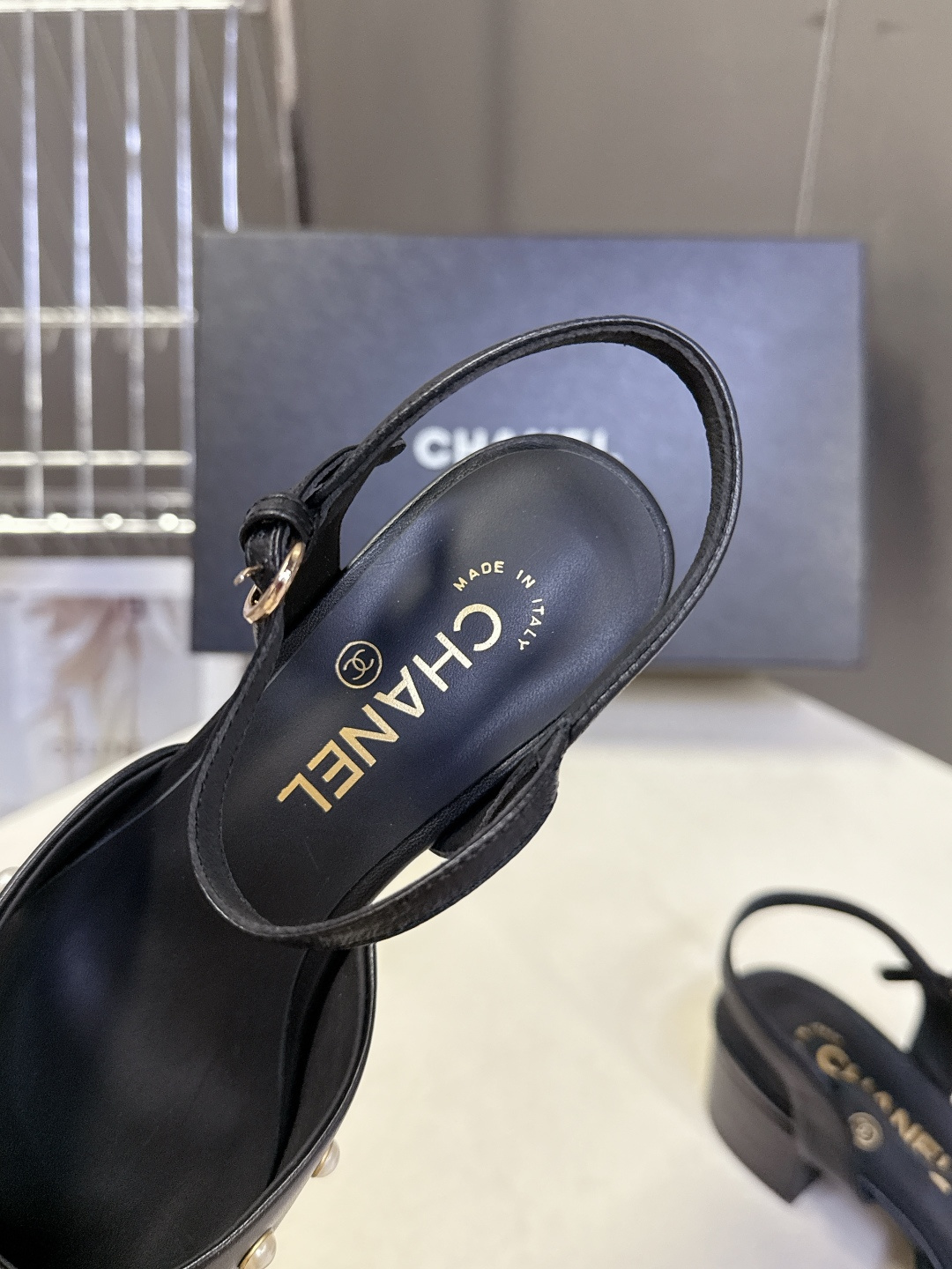 CHANEL香奈儿2026春夏最新款时装鞋 超多网红时尚博主种草 高级感舒适，配女神们的半身裙 经典的小