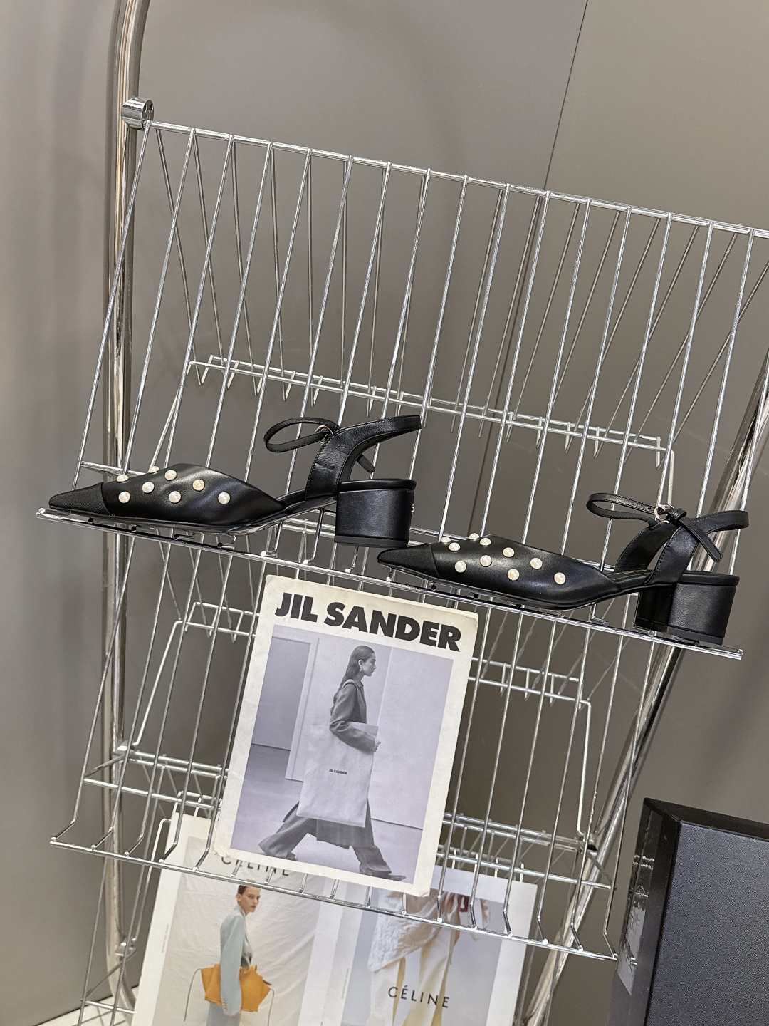 CHANEL香奈儿2026春夏最新款时装鞋 超多网红时尚博主种草 高级感舒适，配女神们的半身裙 经典的小