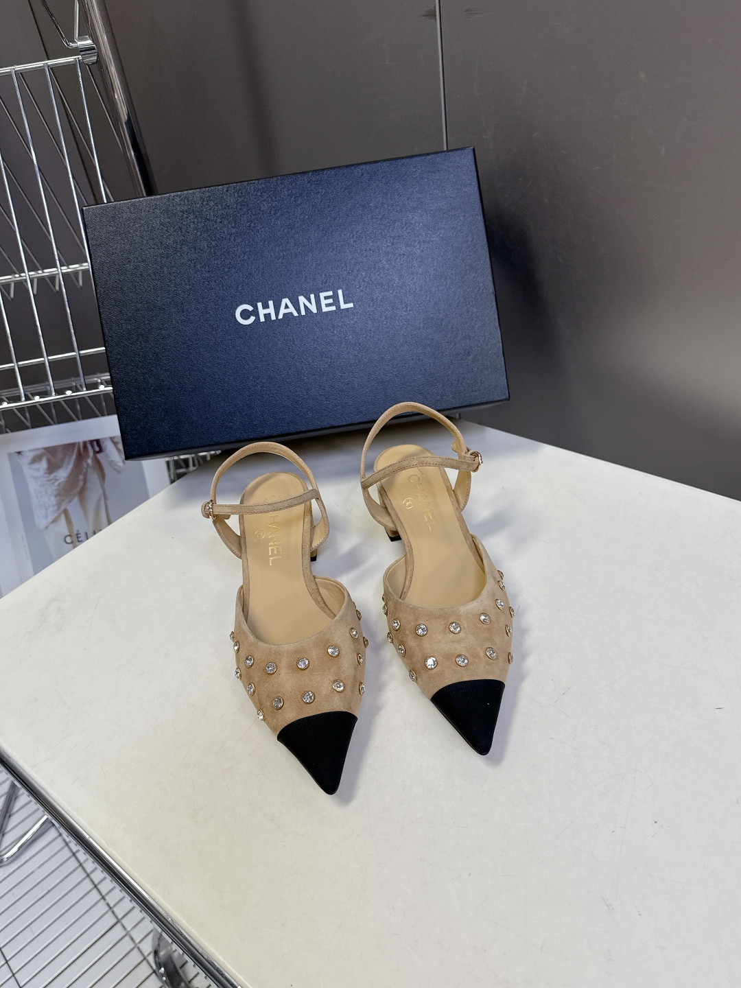 CHANEL香奈儿2026春夏最新款时装鞋 超多网红时尚博主种草 高级感舒适，配女神们的半身裙 经典的小