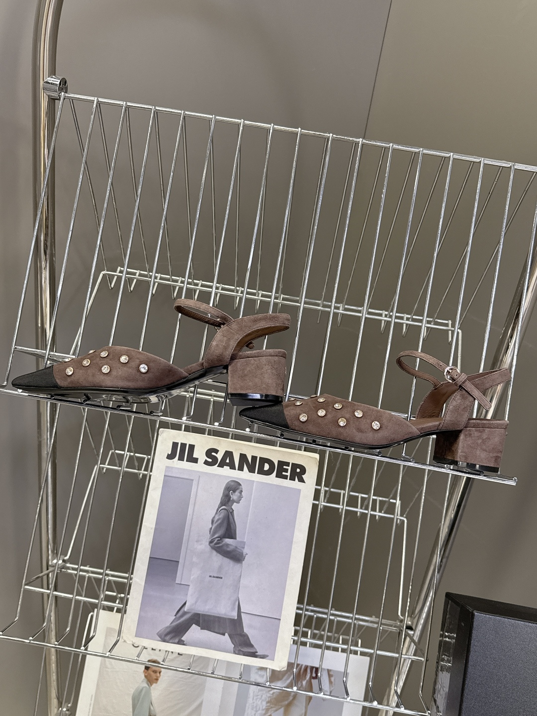 CHANEL香奈儿2026春夏最新款时装鞋 超多网红时尚博主种草 高级感舒适，配女神们的半身裙 经典的小