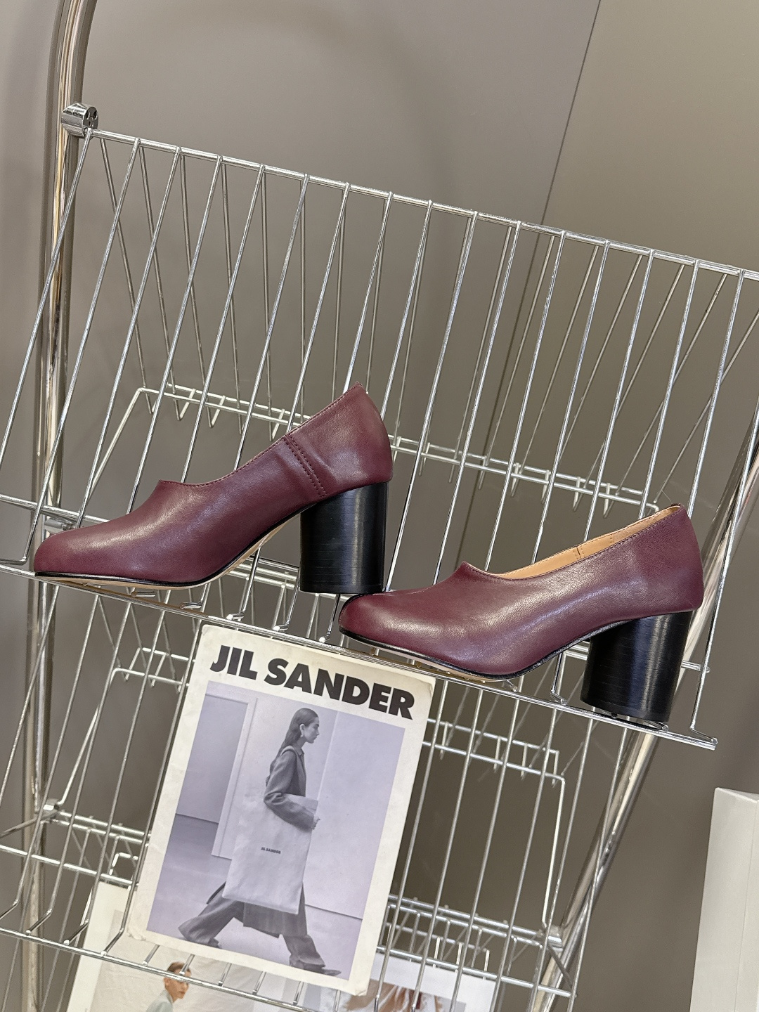 Maison Margiela·MM6马吉拉春夏最新款粗跟时装鞋 超多明星网红种草 MM6作为这两年最受