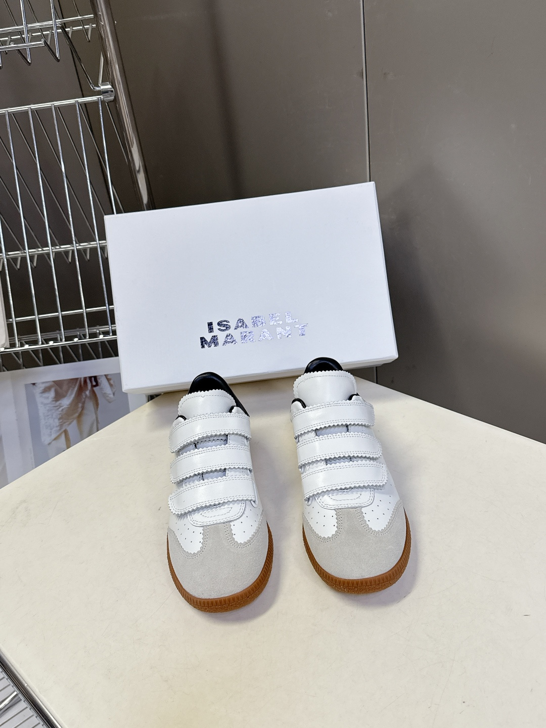 ISABEL MARANT 伊莎贝尔春夏最新款休闲鞋 德训鞋 超多明星网红博主热推款 一双简单又不失高级