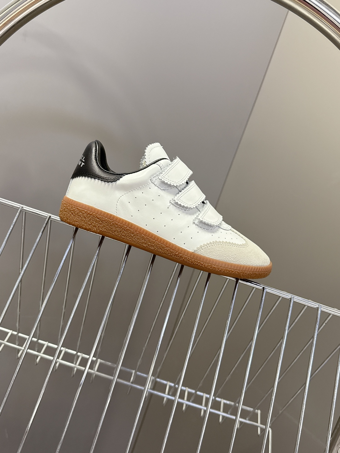 ISABEL MARANT 伊莎贝尔春夏最新款休闲鞋 德训鞋 超多明星网红博主热推款 一双简单又不失高级