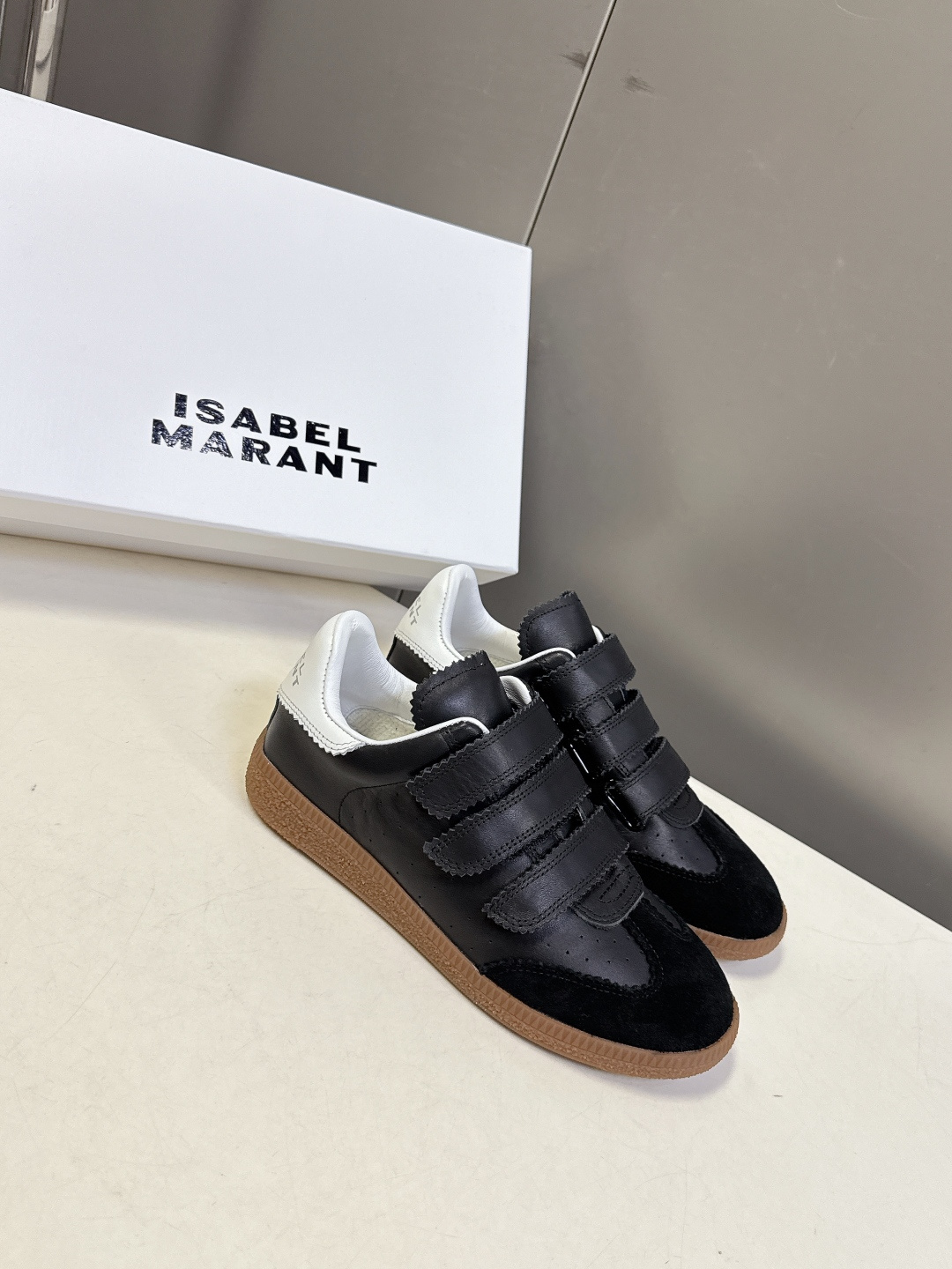 ISABEL MARANT 伊莎贝尔春夏最新款休闲鞋 德训鞋 超多明星网红博主热推款 一双简单又不失高级