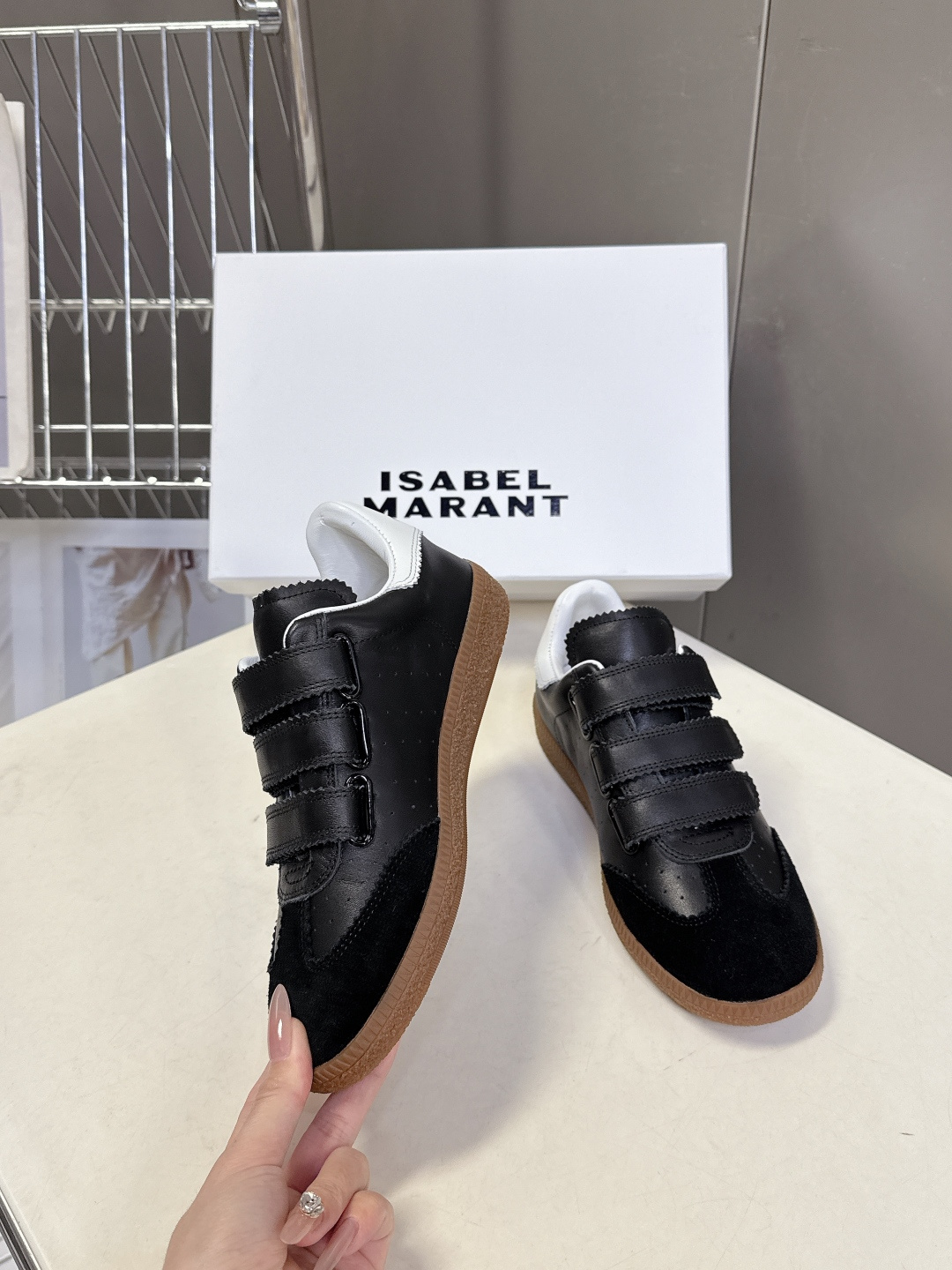 ISABEL MARANT 伊莎贝尔春夏最新款休闲鞋 德训鞋 超多明星网红博主热推款 一双简单又不失高级