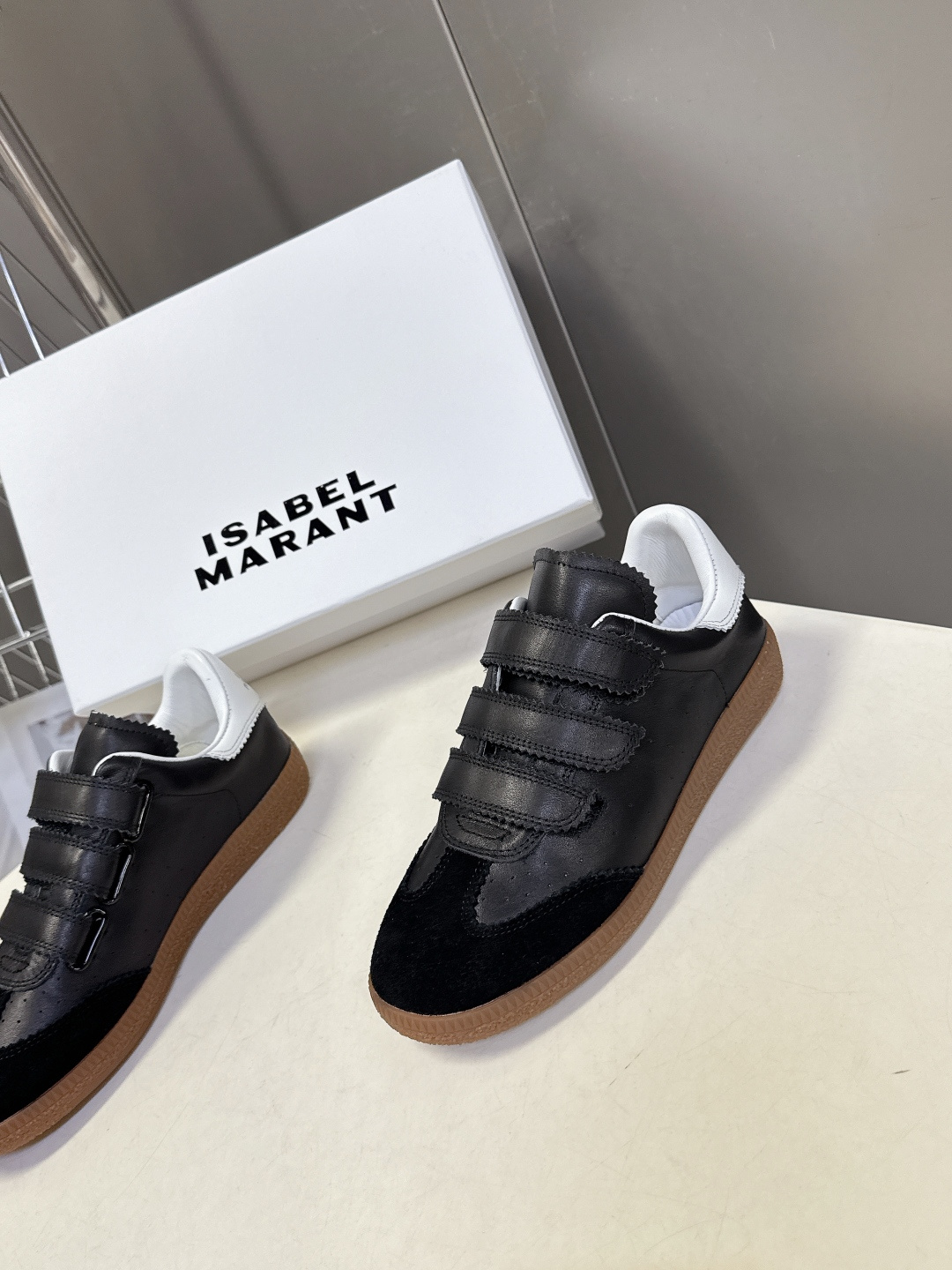 ISABEL MARANT 伊莎贝尔春夏最新款休闲鞋 德训鞋 超多明星网红博主热推款 一双简单又不失高级