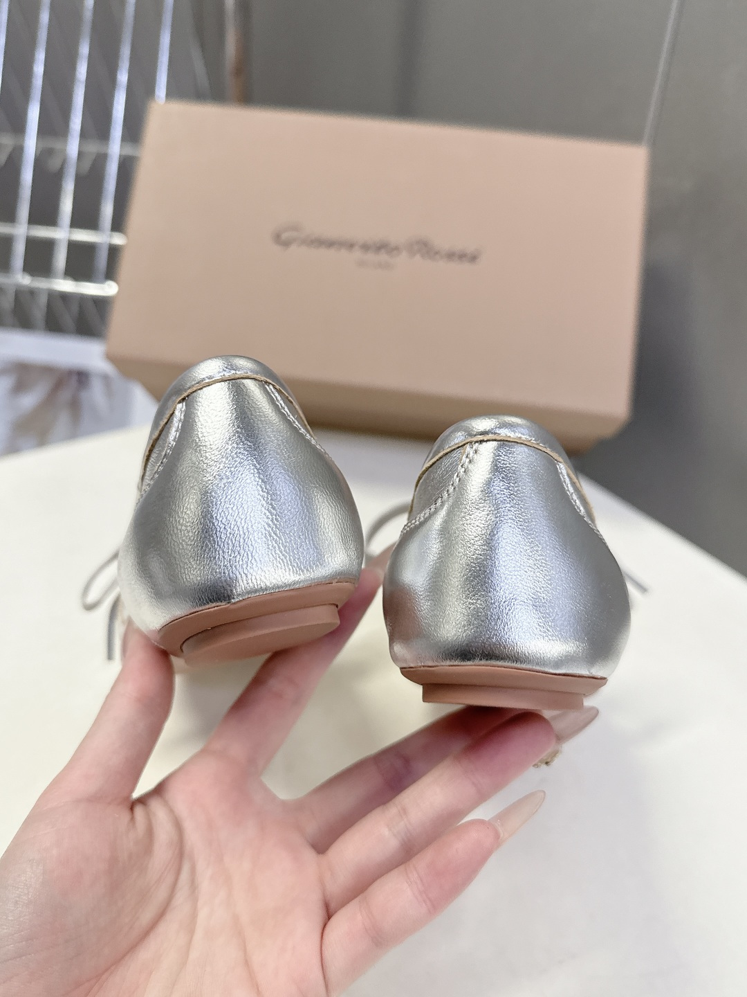 GianvitoRossi2026春夏最新款芭蕾鞋 休闲鞋 超多明星网红种草 今年好火的品牌 Gianv