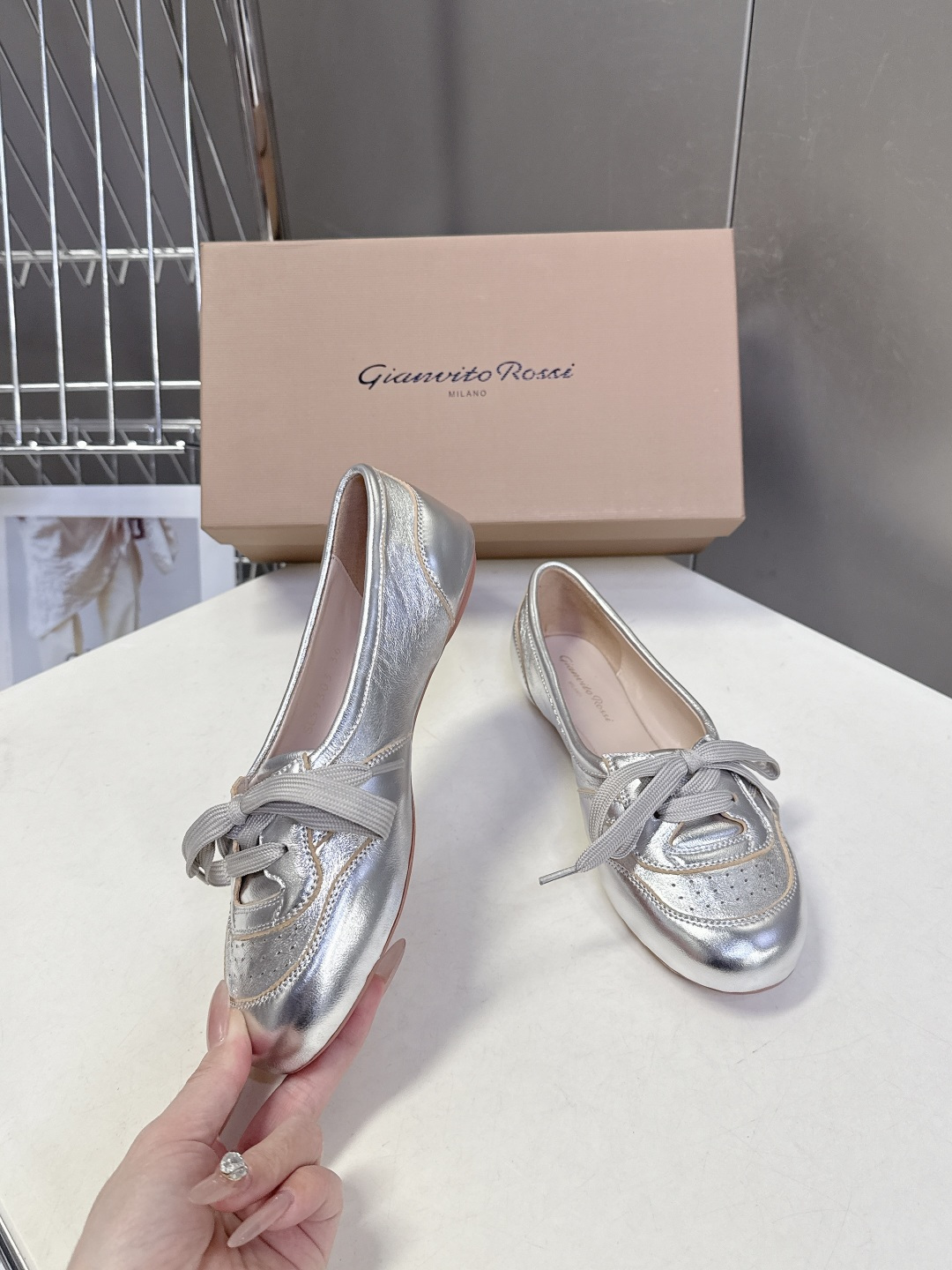 GianvitoRossi2026春夏最新款芭蕾鞋 休闲鞋 超多明星网红种草 今年好火的品牌 Gianv