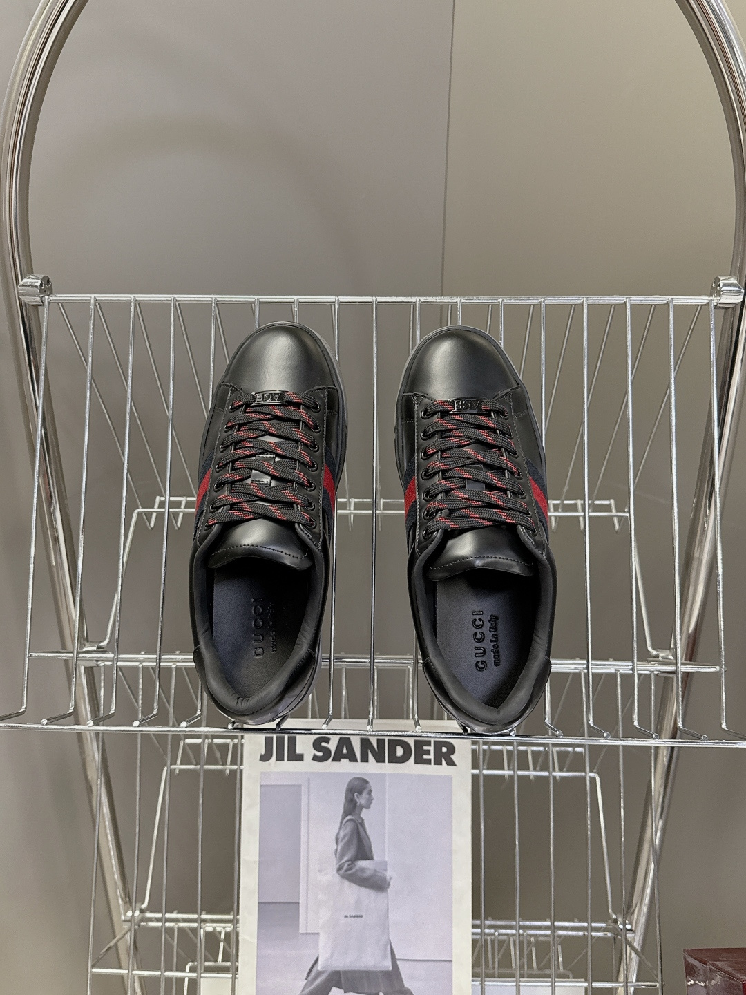 Gucci古驰2026春夏最新款休闲鞋 运动鞋 超多明星网红种草 经典棕色帆布+皮革拼接 侧面红绿条纹超