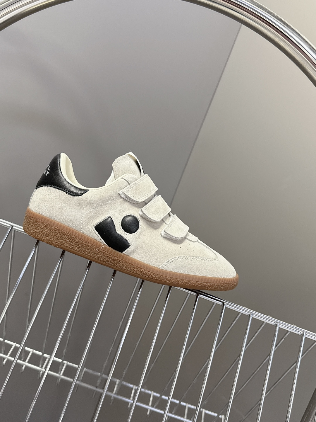 ISABEL MARANT 伊莎贝尔春夏最新款休闲鞋 德训鞋 超多明星网红博主热推款 一双简单又不失高级