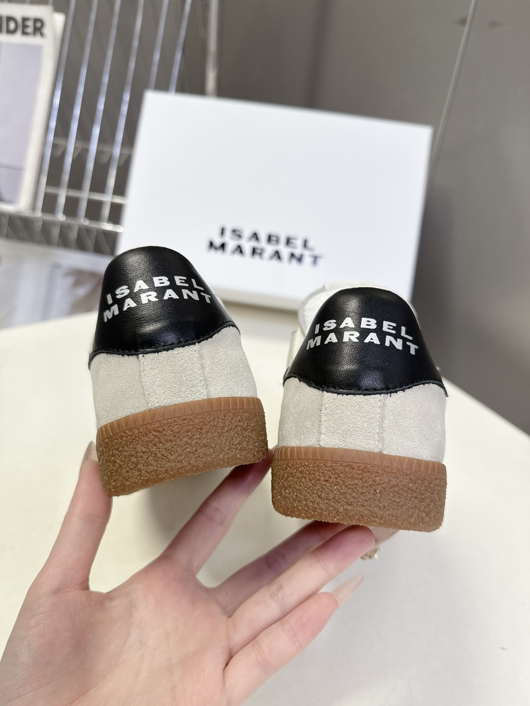 ISABEL MARANT 伊莎贝尔春夏最新款休闲鞋 德训鞋 超多明星网红博主热推款 一双简单又不失高级