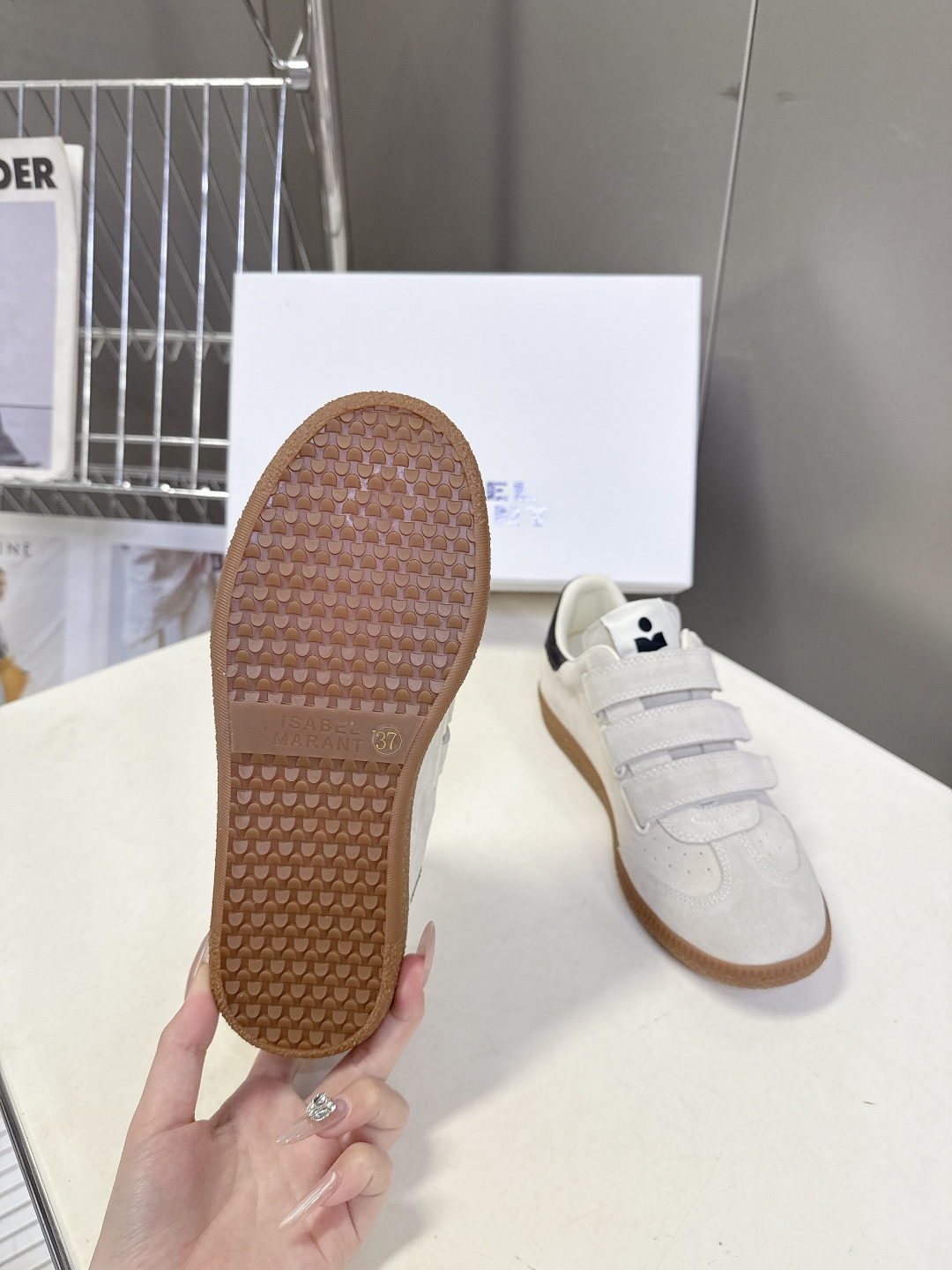 ISABEL MARANT 伊莎贝尔春夏最新款休闲鞋 德训鞋 超多明星网红博主热推款 一双简单又不失高级