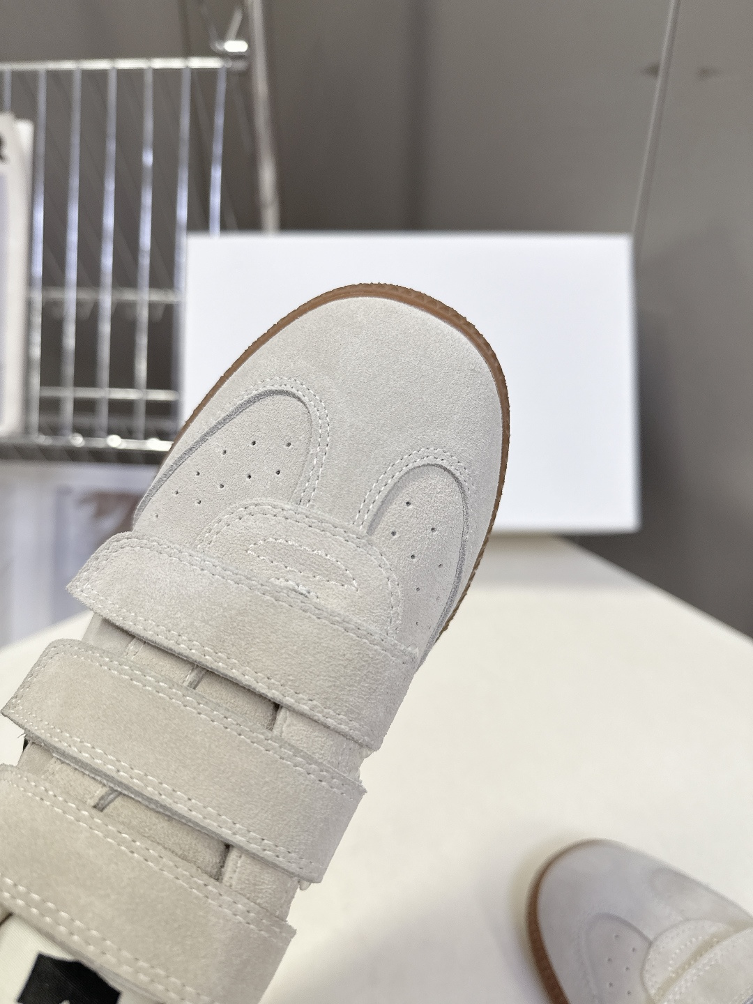 ISABEL MARANT 伊莎贝尔春夏最新款休闲鞋 德训鞋 超多明星网红博主热推款 一双简单又不失高级