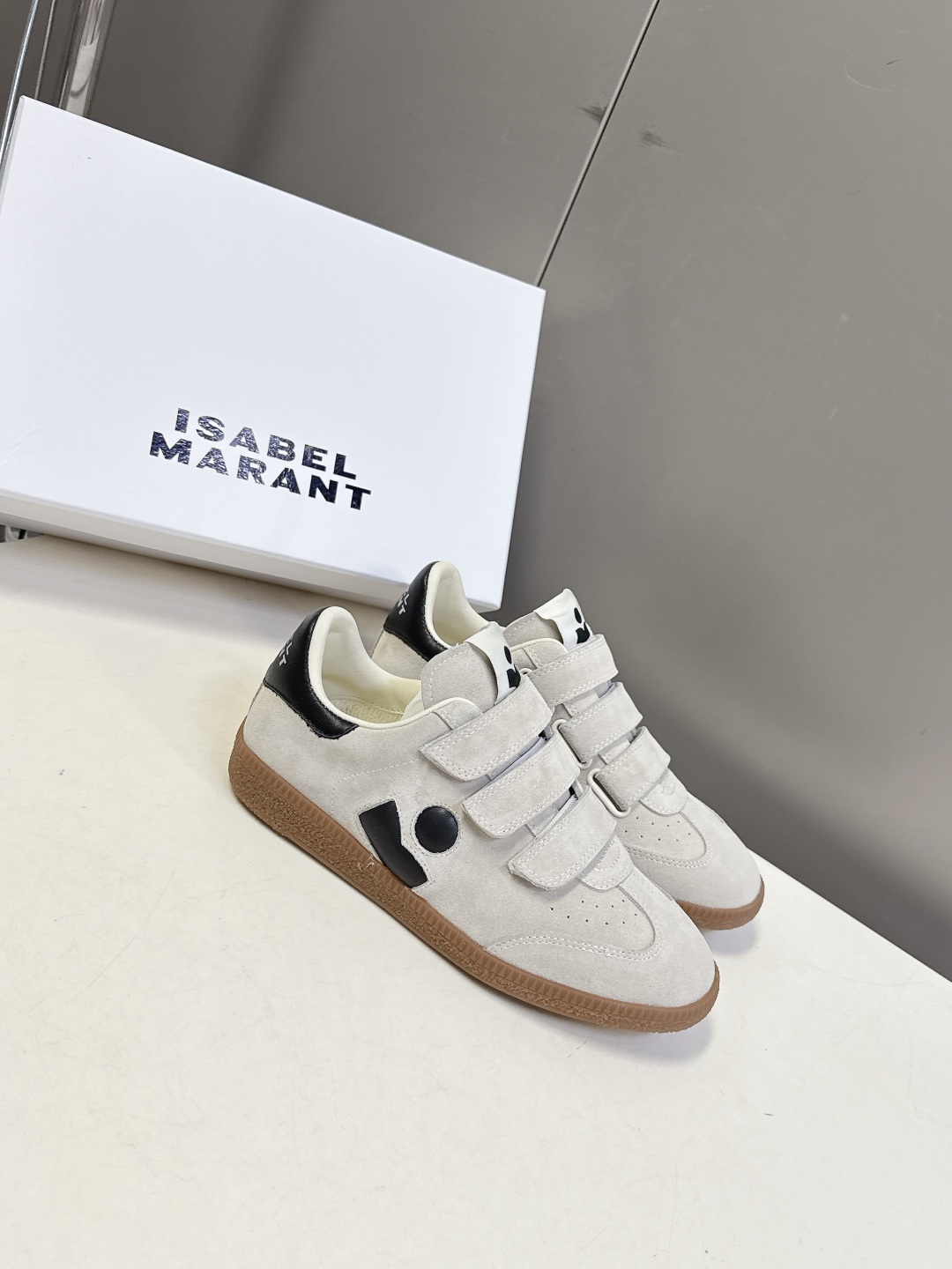 ISABEL MARANT 伊莎贝尔春夏最新款休闲鞋 德训鞋 超多明星网红博主热推款 一双简单又不失高级