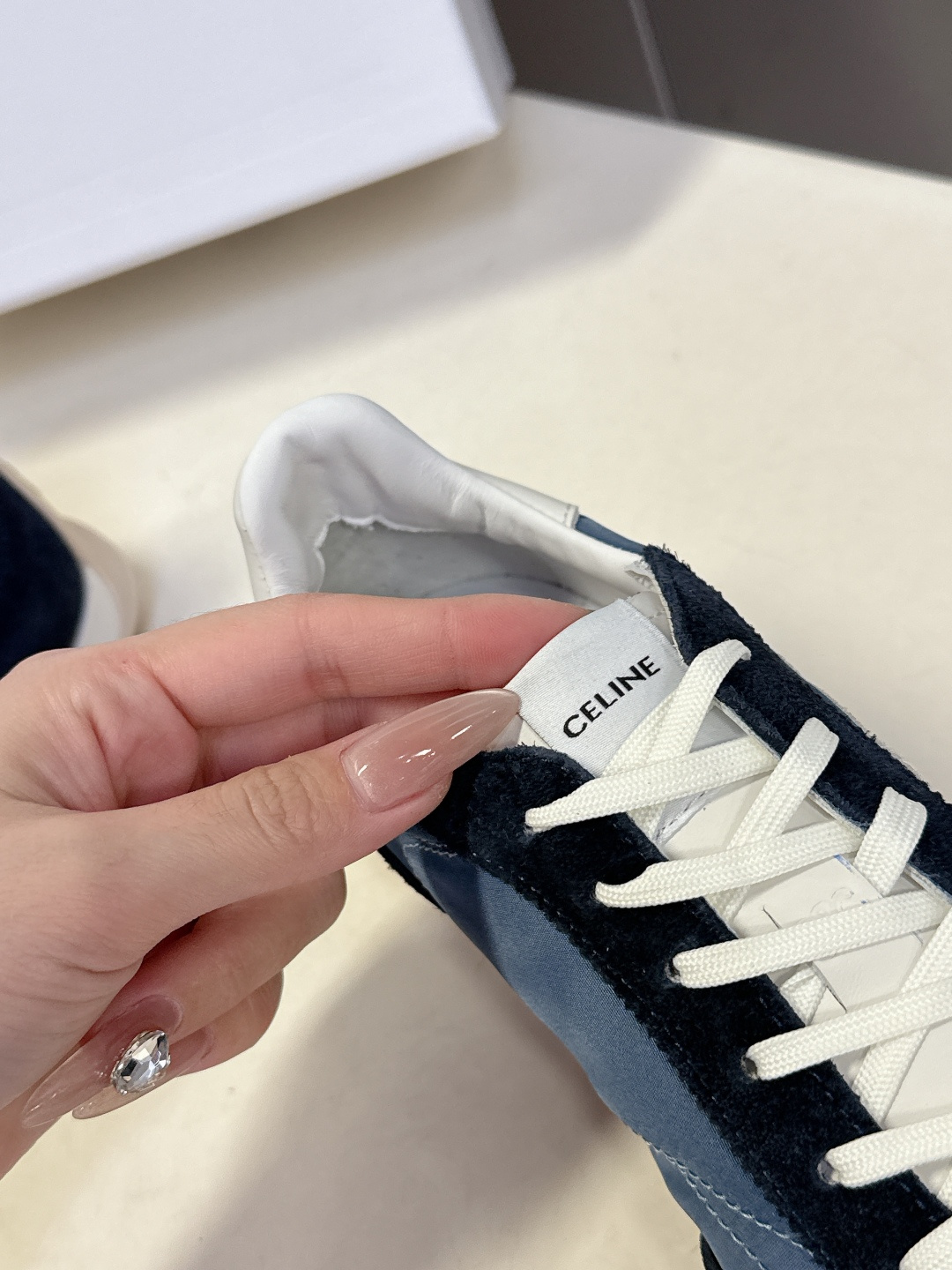 CELINE思琳春夏最新款Racer系列 阿甘鞋 运动鞋 超多明星时尚博主种草 阿甘鞋鞋型设计经典永不过