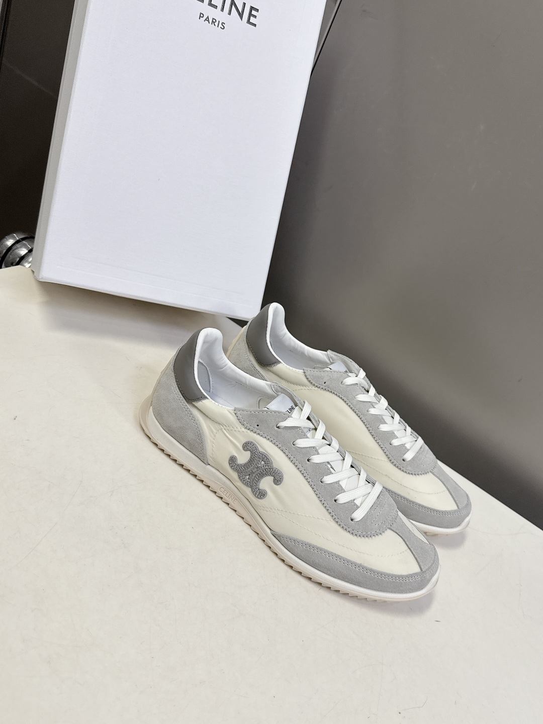 CELINE思琳春夏最新款Racer系列 阿甘鞋 运动鞋 超多明星时尚博主种草 阿甘鞋鞋型设计经典永不过