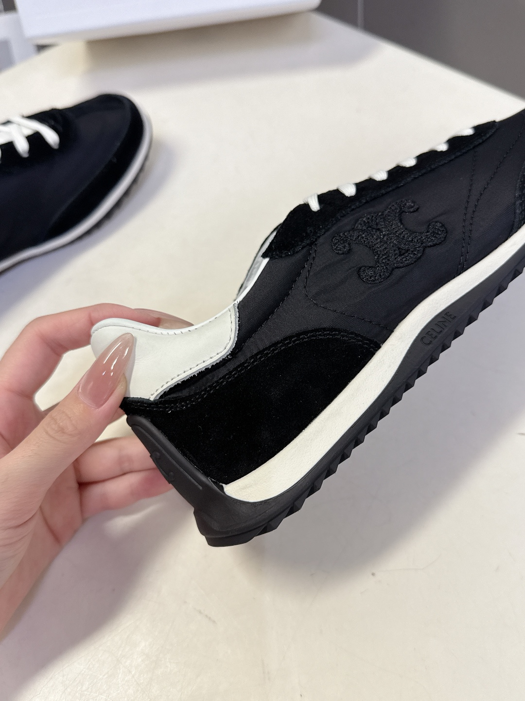 CELINE思琳春夏最新款Racer系列 阿甘鞋 运动鞋 超多明星时尚博主种草 阿甘鞋鞋型设计经典永不过