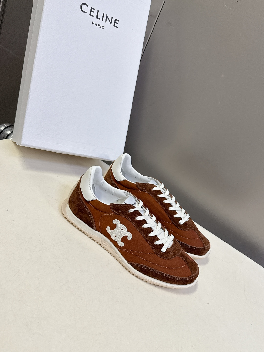 CELINE思琳春夏最新款Racer系列 阿甘鞋 运动鞋 超多明星时尚博主种草 阿甘鞋鞋型设计经典永不过