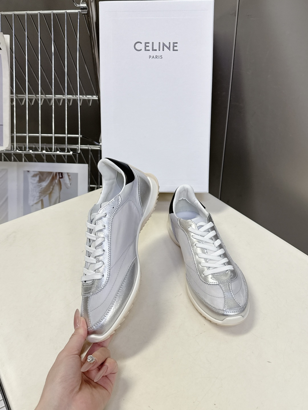 CELINE思琳春夏最新款Racer系列 阿甘鞋 运动鞋 超多明星时尚博主种草 阿甘鞋鞋型设计经典永不过