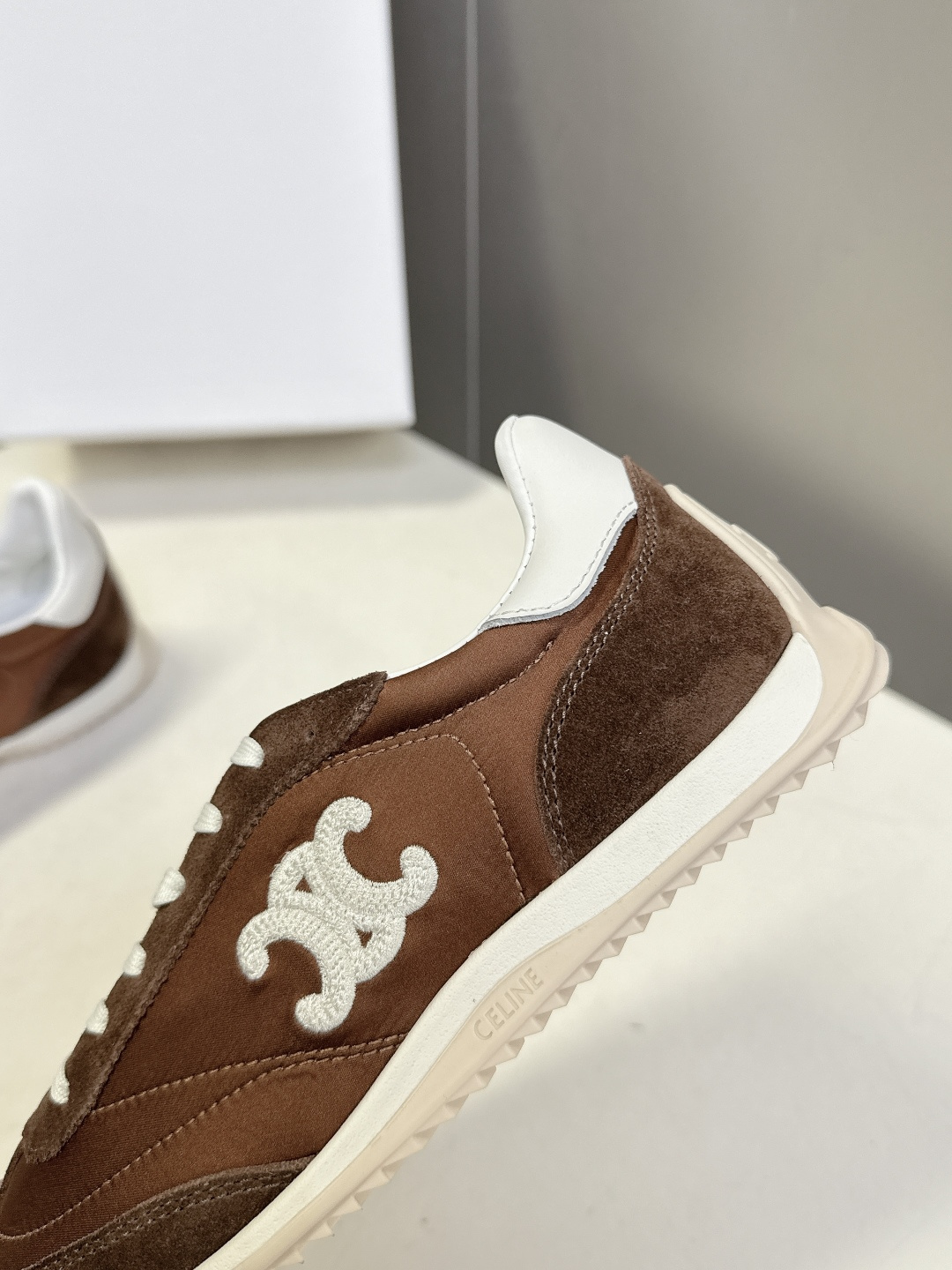 CELINE思琳春夏最新款Racer系列 阿甘鞋 运动鞋 超多明星时尚博主种草 阿甘鞋鞋型设计经典永不过