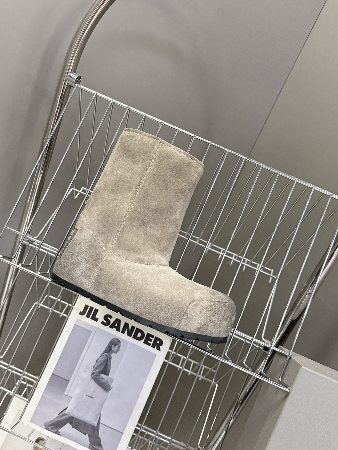 Balenciaga 男装 20 巴黎世家Balenciaga秋冬最新款滑雪鞋 雪地靴 超多明星 种草 购入开发 细节 麂皮靴直接把秋冬氛围感拉满 卡其麂皮质感软糯