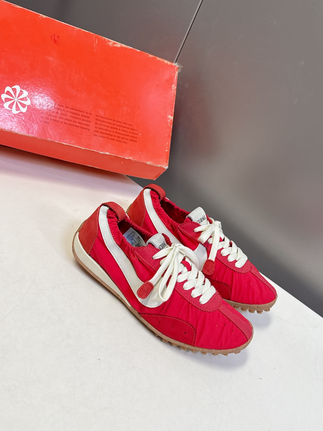 Jacquemus x Nike 耐克Moon Shoe联名款​​ 情侣款 德训鞋超多明星网红种草 法国