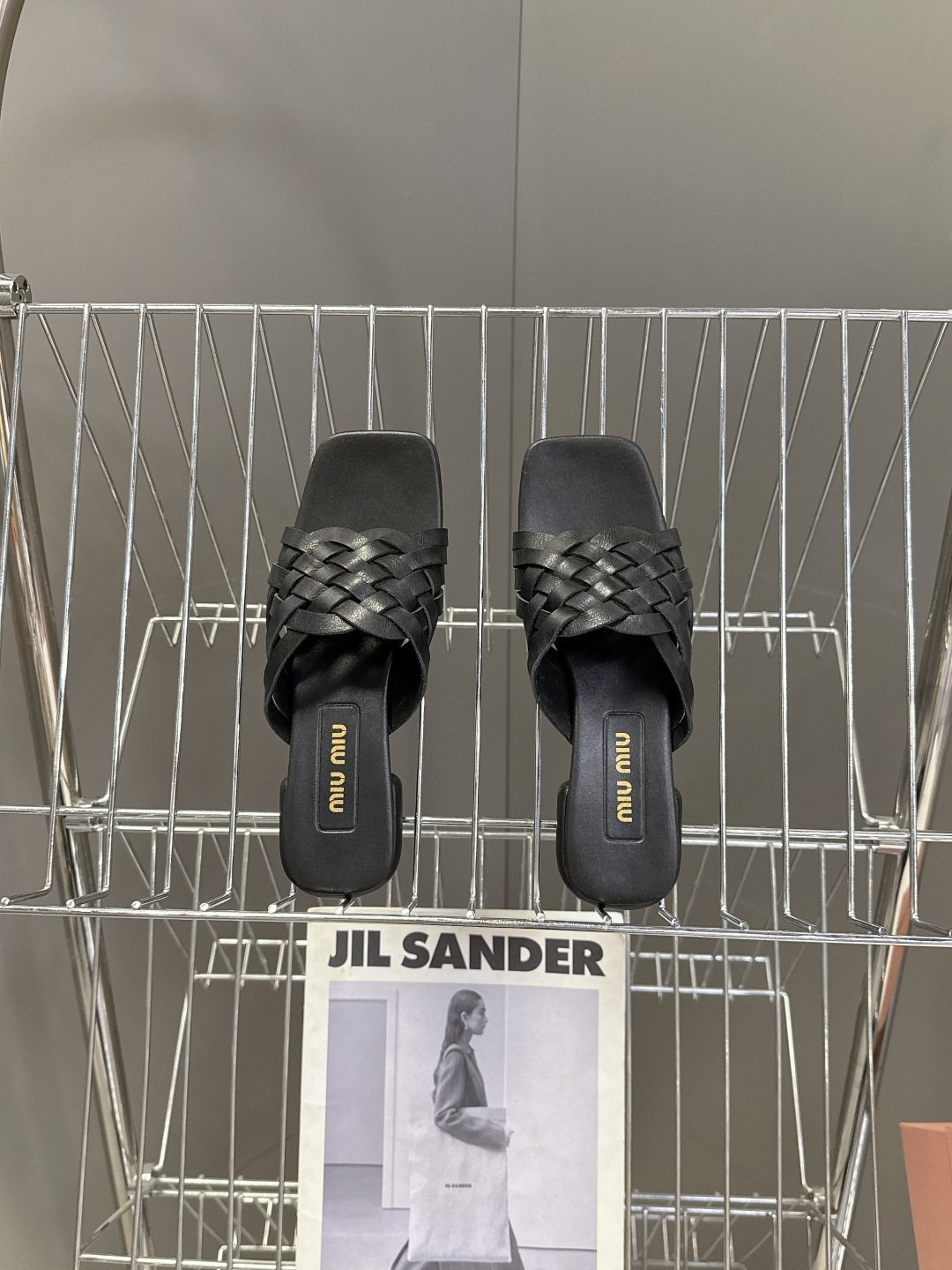 MIUMIU缪缪2026春夏最新款 时装鞋 凉鞋 超多明星网红种草 miu家超火的小方头设计风格 性感时