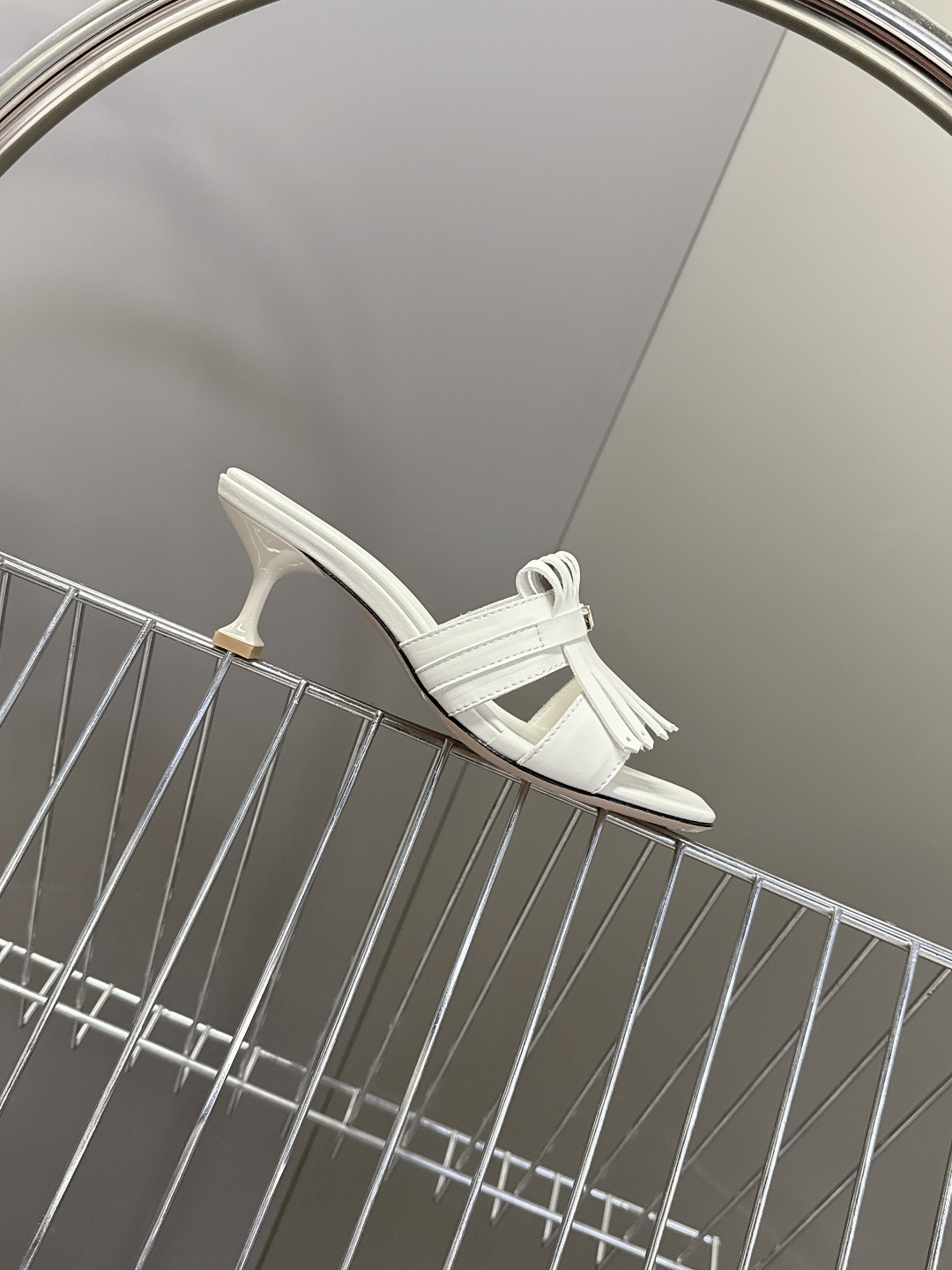 MIUMIU缪缪2026春夏最新款 时装鞋 凉鞋 超多明星网红种草 miu家超火的小方头设计风格 性感时