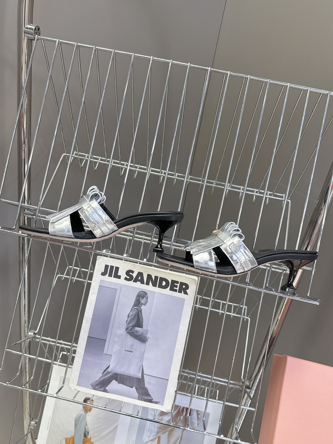 MIUMIU缪缪2026春夏最新款 时装鞋 凉鞋 超多明星网红种草 miu家超火的小方头设计风格 性感时