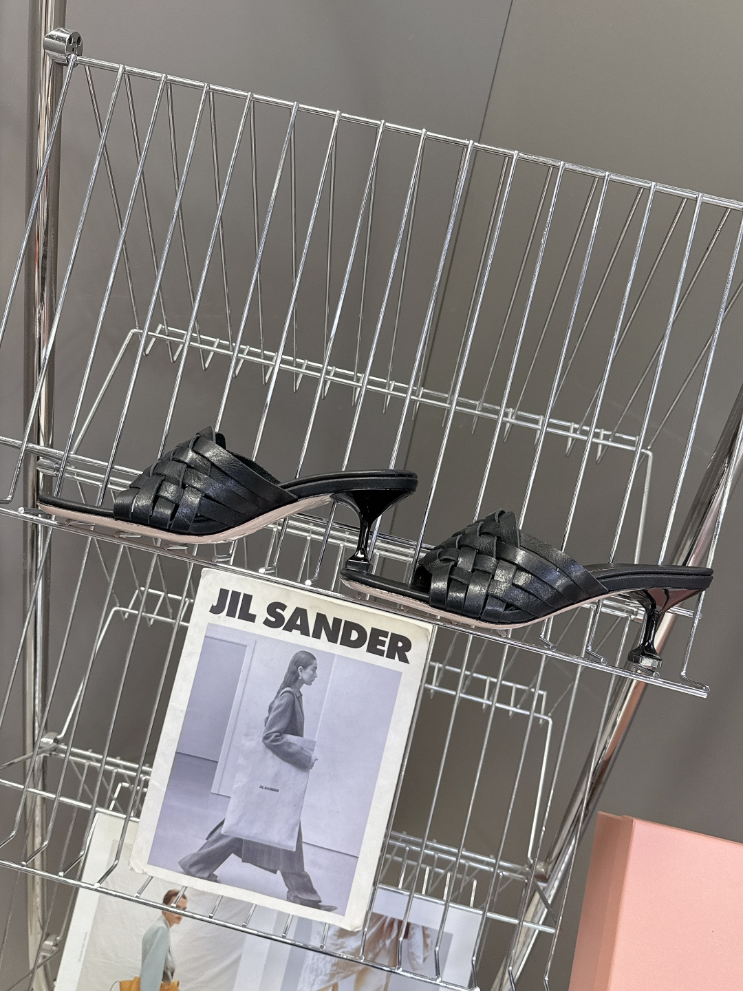 MIUMIU缪缪2026春夏最新款 时装鞋 凉鞋 超多明星网红种草 miu家超火的小方头设计风格 性感时