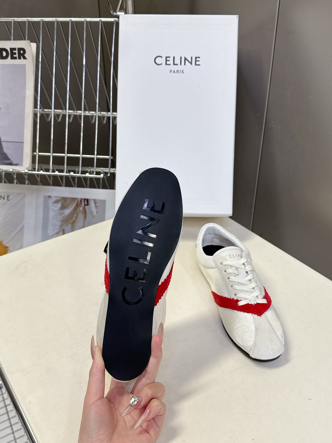 CELINE思琳2026春夏最新款芭蕾舞鞋 德训鞋 超多明星网红种草 FLAT设计灵感源于与芭蕾舞鞋 独