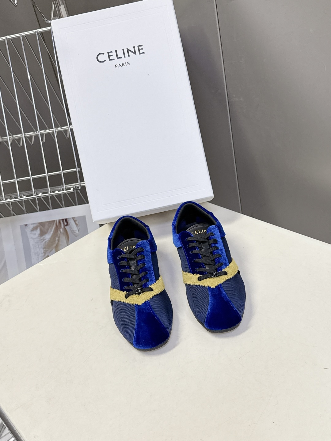 CELINE思琳2026春夏最新款芭蕾舞鞋 德训鞋 超多明星网红种草 FLAT设计灵感源于与芭蕾舞鞋 独