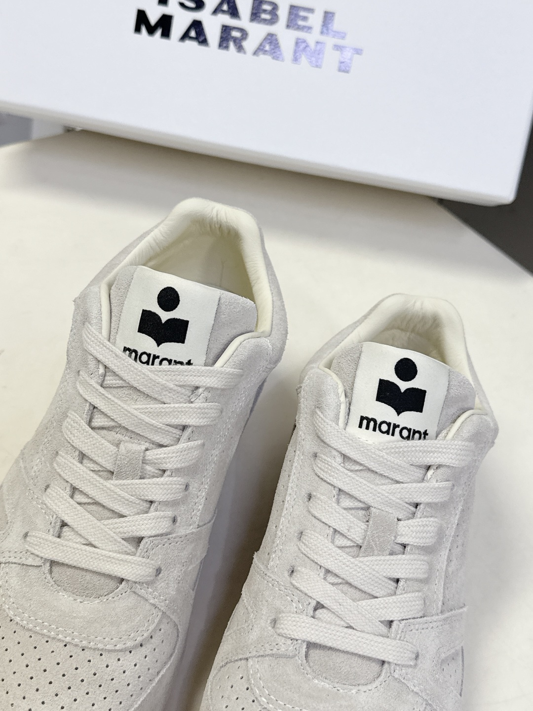 ISABEL MARANT 伊莎贝尔春夏最新款休闲鞋 德训鞋 超多明星网红博主热推款 一双简单又不失高级
