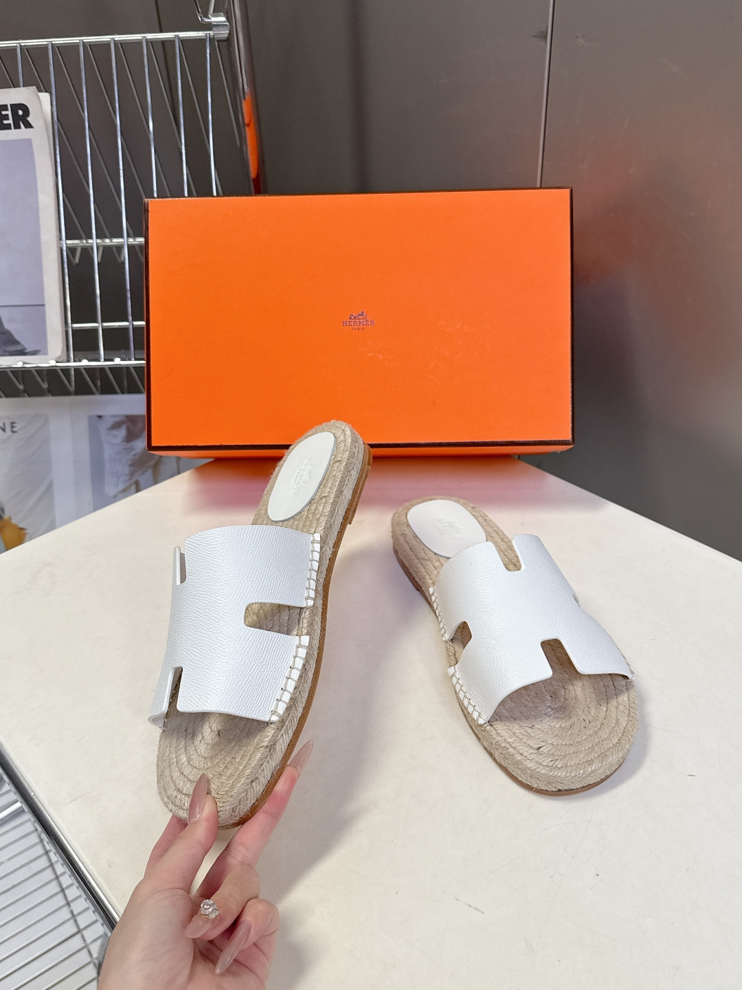 HERMES爱马仕春夏最新情侣款Antigua草编鞋 H拖鞋 超多明星网红种草 夏天必备 麂皮山羊皮草编