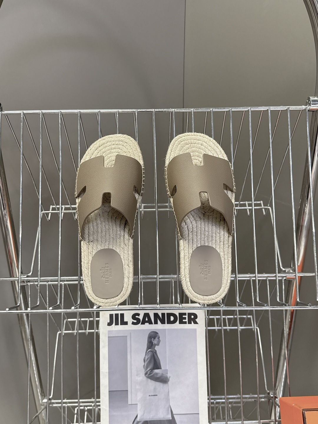 HERMES爱马仕春夏最新情侣款Antigua草编鞋 H拖鞋 超多明星网红种草 夏天必备 麂皮山羊皮草编