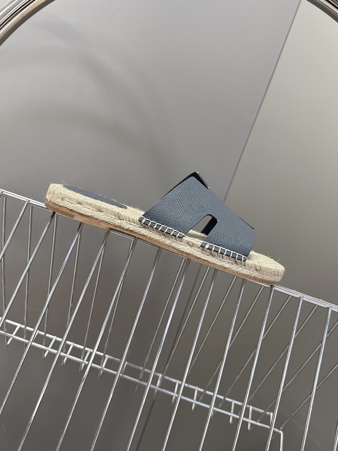 HERMES爱马仕春夏最新情侣款Antigua草编鞋 H拖鞋 超多明星网红种草 夏天必备 麂皮山羊皮草编